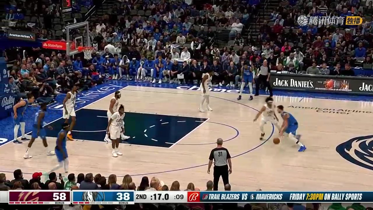 魔術(shù)師附體！東契奇神仙不看人背傳 畢竟周最佳助攻TOP10！